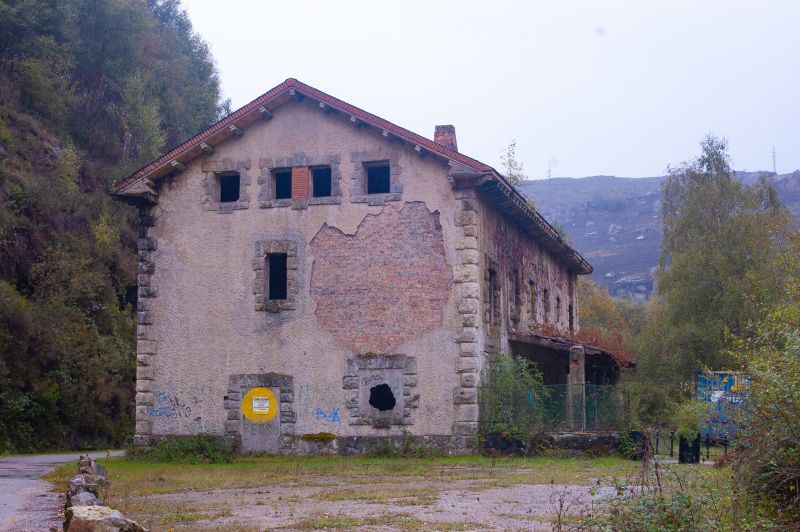 Antigua estación de La Engaña