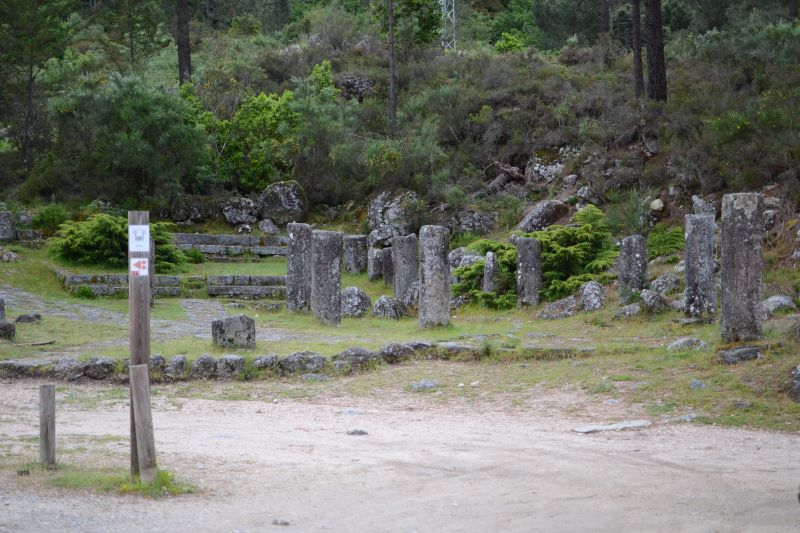 Miliarios romanos de A Ponte Nova
