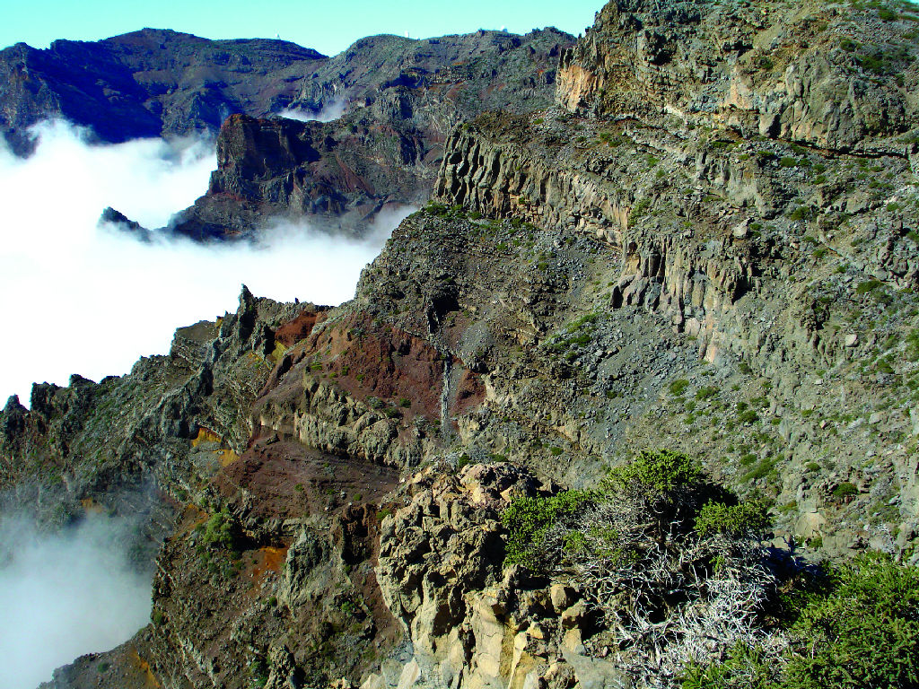 Camino Natural de La Palma. GR 131: "El Bastón" Camino Natural de La Palma. GR 131: "El Bastón"