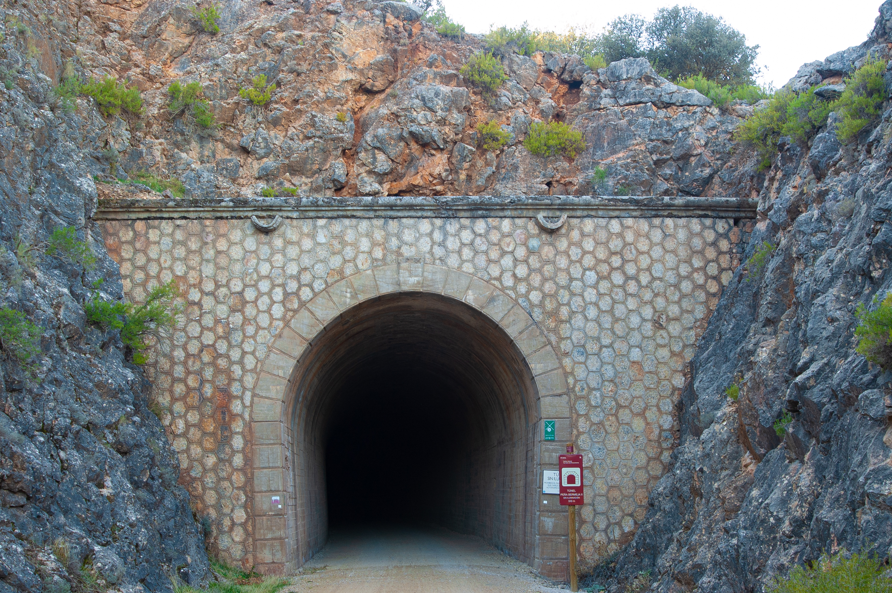 Túnel Peña Bermeja II
