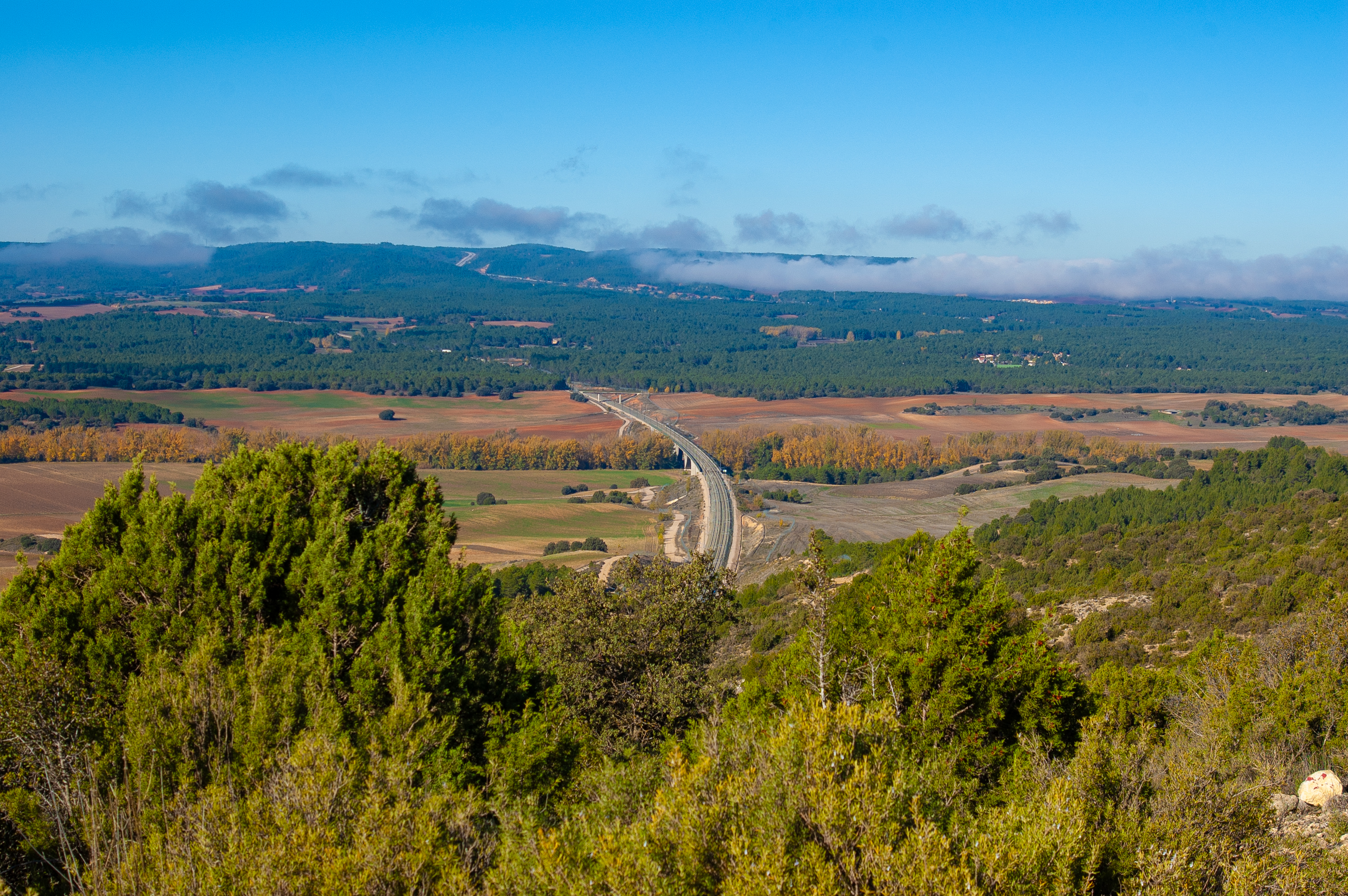 Panorámica del la Línea de Alta Velocidad Panorámica del la Línea de Alta Velocidad