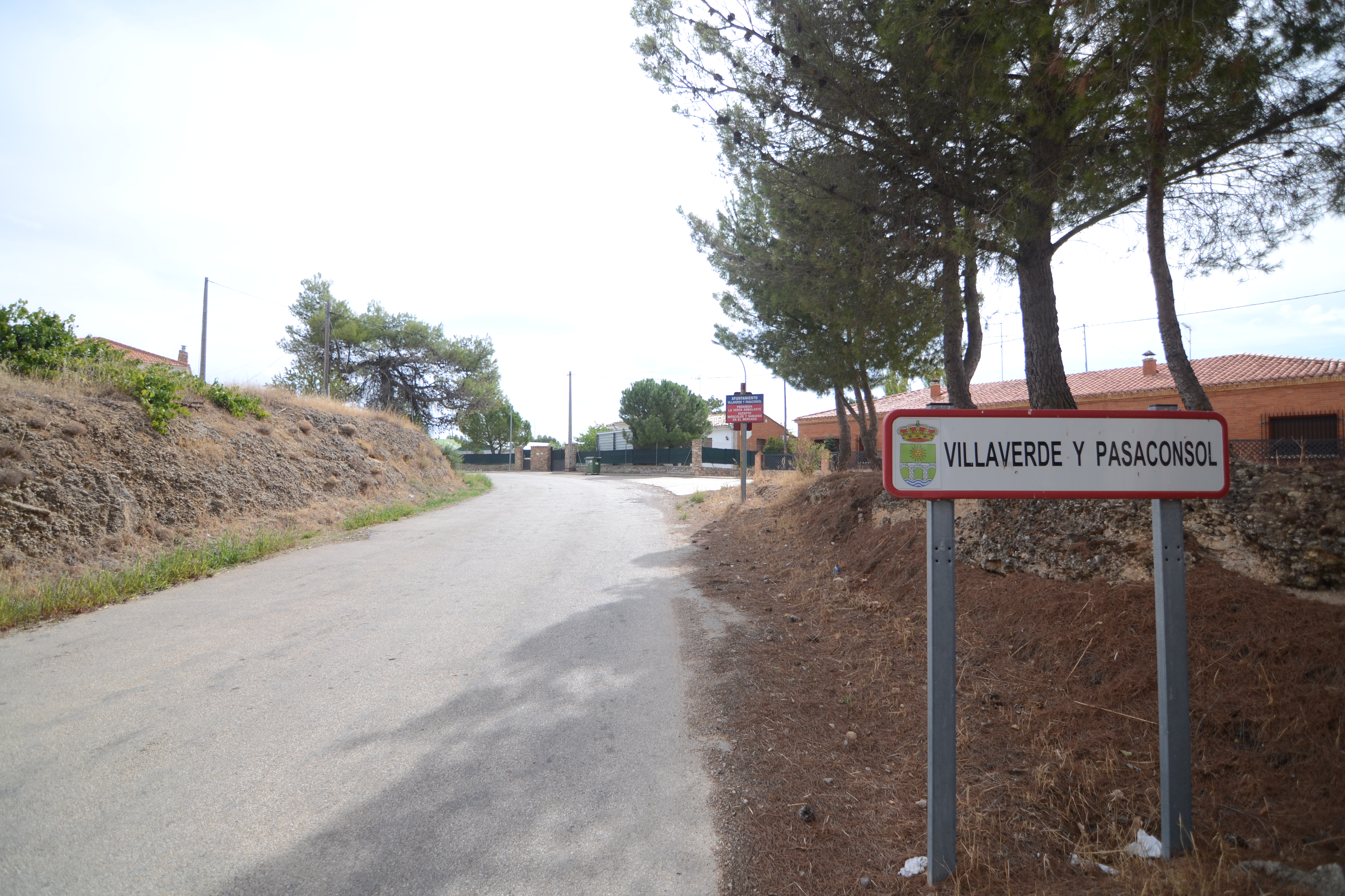 Acceso a Villaverde y Pasaconsol