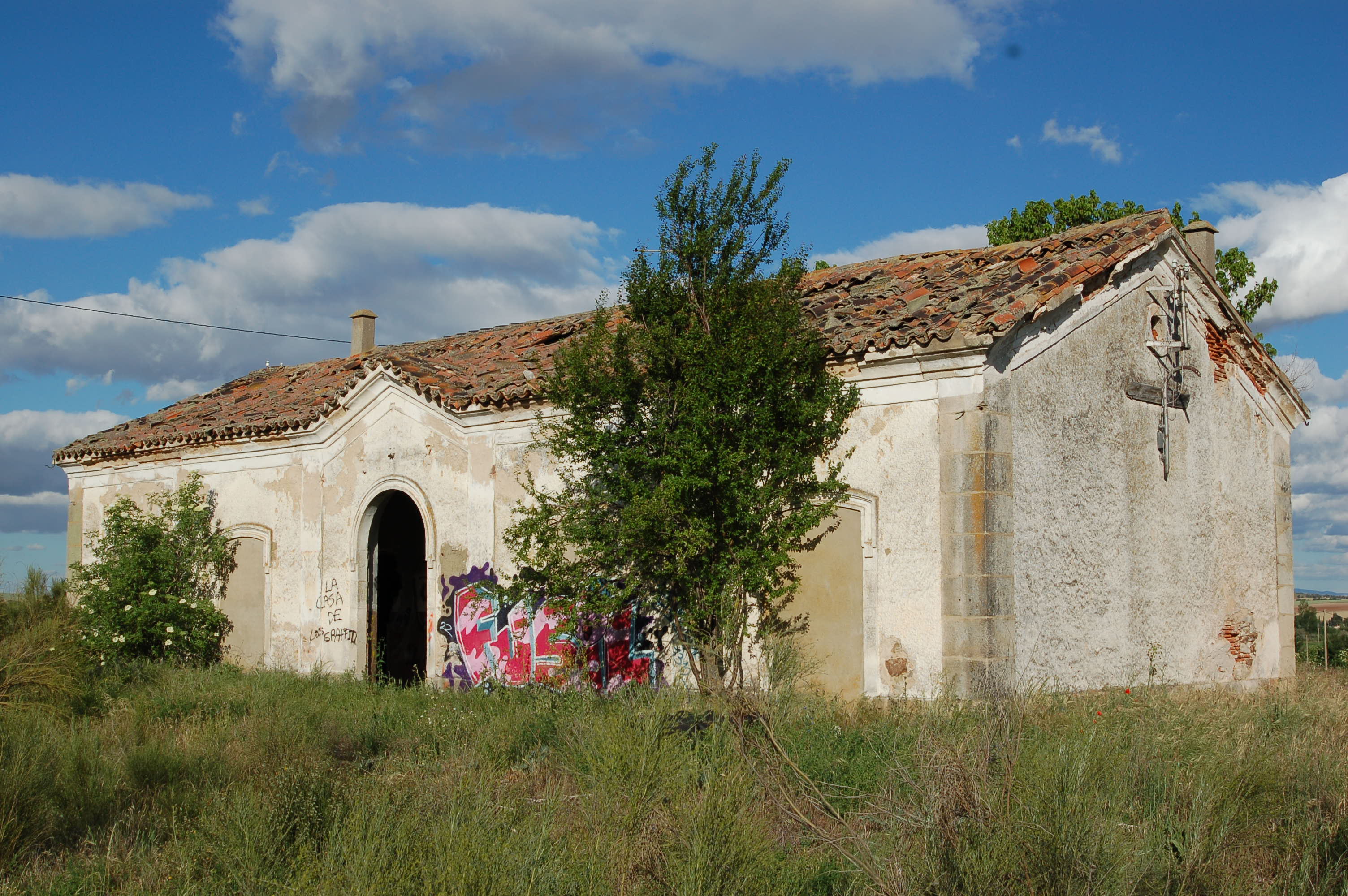 Alba de Tormes former station