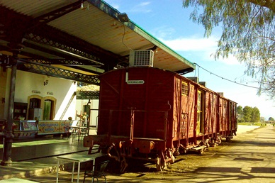 Antigua estación de Luque en 2016