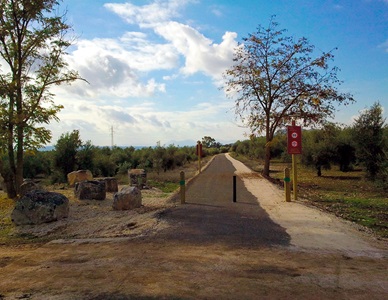 El Camino discurre por una antigua plataforma ferroviaria