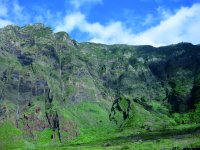 Paredes que enmarcan el Valle de El Golfo