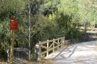 Puente sobre el arroyo de la Hoz