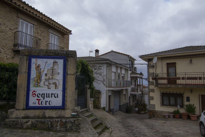 Segura de Toro