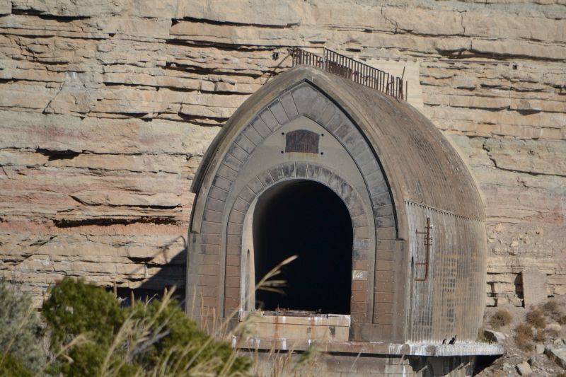 Ruinas túnel y puente viejo ffcc