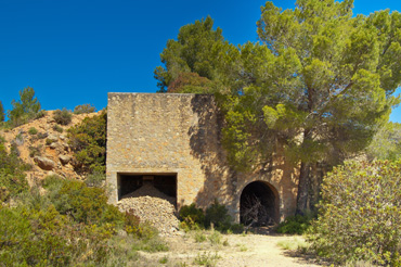 Antiguo cargadero de la cantera de Navajas